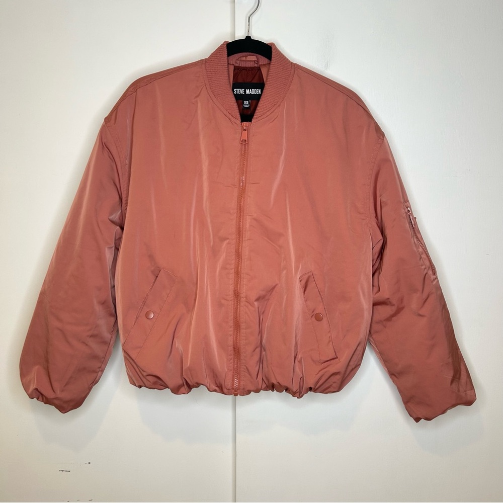 Steve Madden Vida Puffer Bomber Jacket In Rose